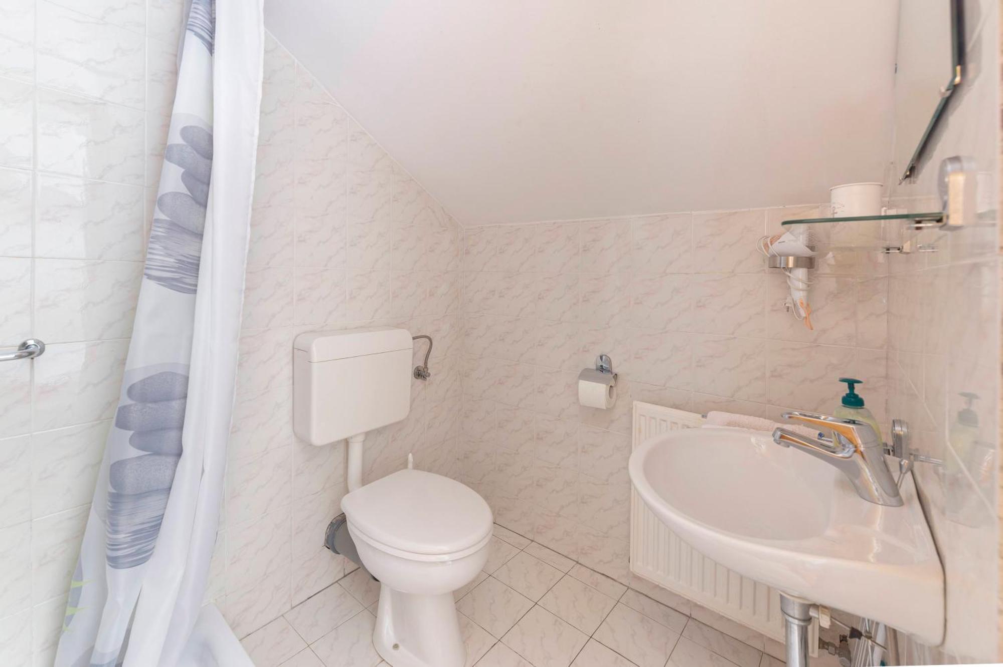 Bed And Breakfast Mili Vrh Kamnik Bagian luar foto